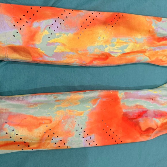 NWT Nike leggings - Picture 4 of 8